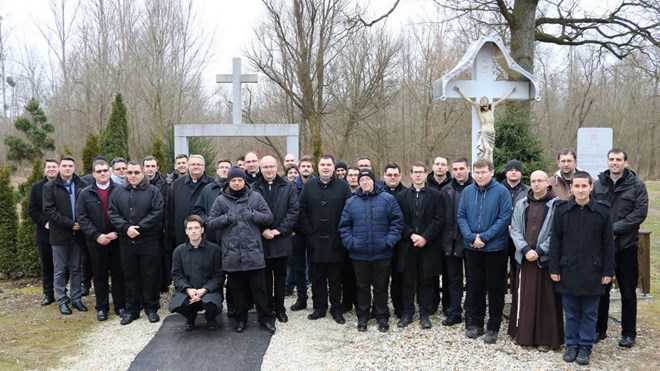 Đakoni Varaždinske biskupije na duhovno – studijskom putovanju u Biskupiji Murska Sobota 